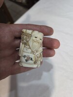 Régi kinai csont netsuke figura