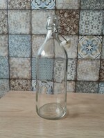 1 literes csatos üveg (IKEA)
