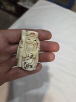 Régi kinai csont netsuke figura