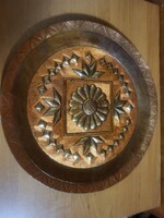 The back of the wall plate clearly shows that the item is entirely made of a single embossed,</title>