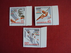Magyar postatiszta bélyegek blokkok jó árban  eladók-Sz-34