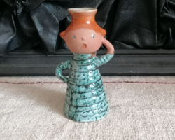 Kiss Roóz Ilona : figurális kerámia váza  - 14 cm -