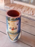 Fórizsné Sárai Erzsébet figurális kerámia váza
