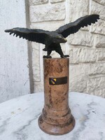 Bronz sas turul szobor, márvány talpon, gyönyörű platinás ﻿szép kidolgozású a szárnya