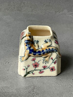 Hollóházi historicist ceramic vase, decorated with flowers and a small embossed gecko. Asian style.