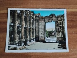 Libanon, Baalbek Bacchus-temploma,a világ legnagyobb római kori templomromja, építve 2. század