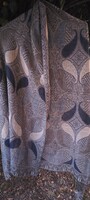 Milànóban vásárolt prémium minőségű pashmina nagyméretű sál stola különlegesség