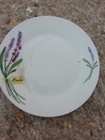 Levendulás porcelán tányér képeken látható állapotban.Akció Aukció több száz termék vegye vigye