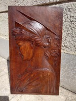 Antik, fa dombormű, 1883 Pintér Ignác fafaragó művész alkotása.