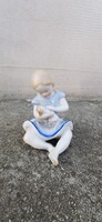 KP Drasche porcelán kislány figura.