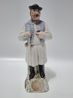 Gárdonyi Géza, Göre Gábor bíró úr biszkvit, biscuit ritka porcelán figura