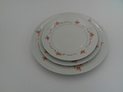 Alföldi porcelán csipkebogyós tányér pótlásnak ( 3 db. )