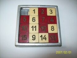 Retro metal frame number puzzle game