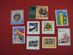 Magyar postatiszta bélyegek blokkok névértéken eladók-He-24