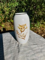 Hollóházi virágos porcelán váza