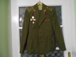 Szovjet katonai egyenruha(zubbony+nadrag)