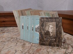 Zeneműkiadó Operaszövegkönyvek együtt 75 darab!
