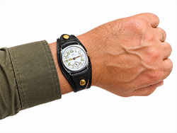 Beautiful pillowcase-style, porcelain dial Omega trench trench watch from 1914
