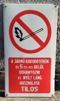 Old Large Enamel Sign 90x50 cm. On the vehicle's cargo area...