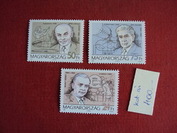 Magyar postatiszta bélyegek blokkok jó árban  eladók-Sz-30