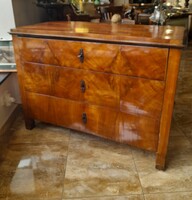 Biedermeier felújított 3 fiókos komód 19.sz. vége