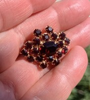 Vintage Garnet Gold-Plated Beautiful Brooch