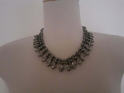 Striking metal necklace