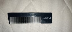 3 MALÉV Combs and 1 Delta Air Lines Comb