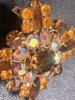 BROOCH - 1950s - Amber and Blue Tones in Gold-Plated Metal Setting