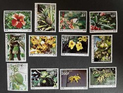Comoro-szigetek virágok gyümölcsök postatiszta 1977 adó bélyeg