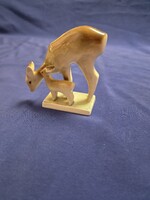 Zsolnay őzek Őz és gida  Suta anya és kicsinye  porcelán nipp figura