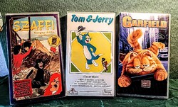 3 db mesefilm, VHS kazettán: Tom & Jerry, Szaffi, Garfield
