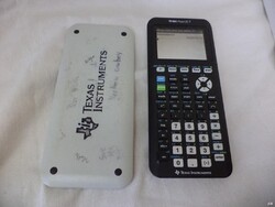 Texas Instument TI-84 Plus CE-T tudományos számolóégép (8110)