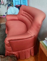 Korall színű kisméretű terve is állítható  150 cm hajlitott Kanape felújítva