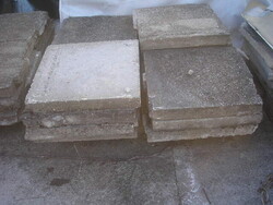 THICK VILLAGE STRONG LARGE CONCRETE PAVEMENT SLAB WITH RAISED SLIP-RESISTANT EDGE