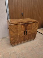 Art deco komód