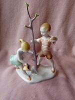2611/4 Herendi Tertia extrém ritka porcelán faültető gyerekek figura