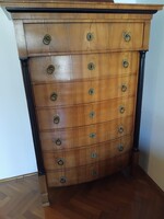 Antik Biedermeier smizett – 7 fiókos, kb. 1840–1860