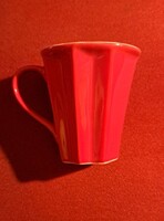 Retro hatszögletű piros porcelán bögre – különleges forma