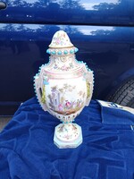 Sèvres, castle vase. From 1771.