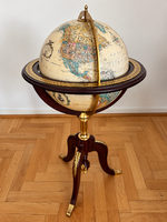 Royal Geographical Society World Globe – Franklin Mint-standing globe