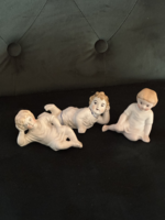 Három darab apró porcelán régi baba