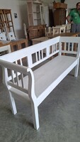Lóca Bench