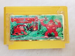 Video Game Cartridge 32 - Donkey Kong - Yellow Nintendo Clone Cartridge