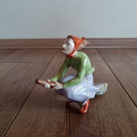 Régi Drasche Kőbánya porcelán boszorkány figura