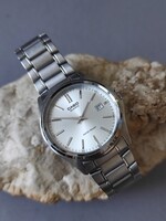 Very Nice Casio Quartz Watch
