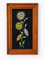 Retro Framed Flower Motif Embroidered Wall Hanging