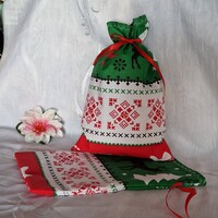 DCS51B - Karácsonyi fenyőfa, rénszarvas mintás mikulás zsák, textil ajándéktasak - zöld