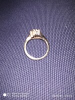 Gold-plated women's ring with lead crystal stone setting