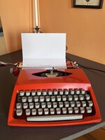 Perfect condition Consul 231.3 typewriter in a case